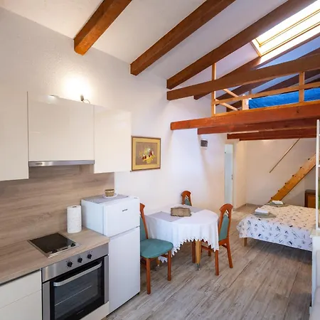 아파트 With A Swimming Pool Stari Grad, Hvar - 22986 스타리 그라드
