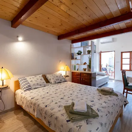With Swimming Pool - Hvar - 22986 Apartamento Stari Grad (Hvar)