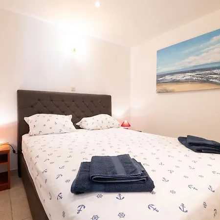 With Swimming Pool - Hvar - 22986 아파트 스타리 그라드