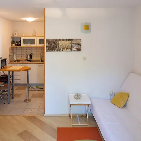With A Swimming Pool Stari Grad, Hvar - 22986 Apartment Stari Grad (Hvar)