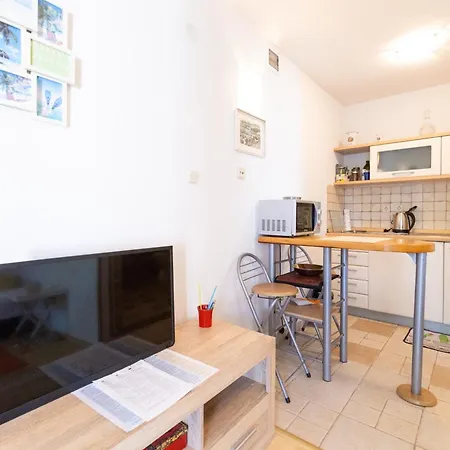 With Swimming Pool - Hvar - 22986 *